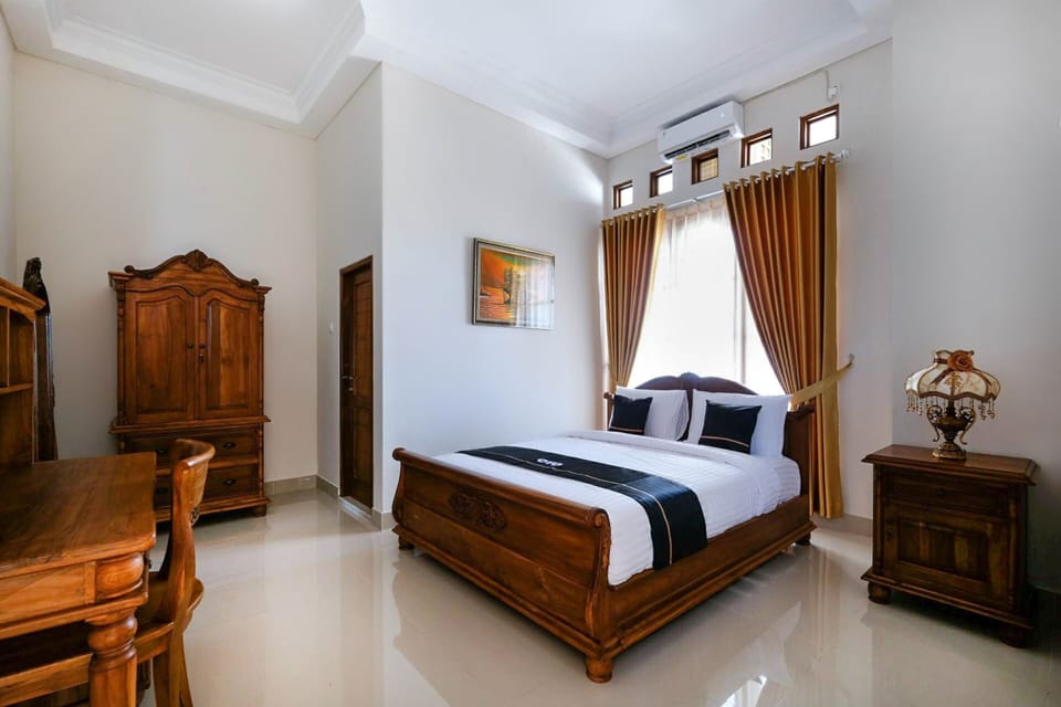 Studio Suite | Desk, laptop workspace, free WiFi, bed sheets