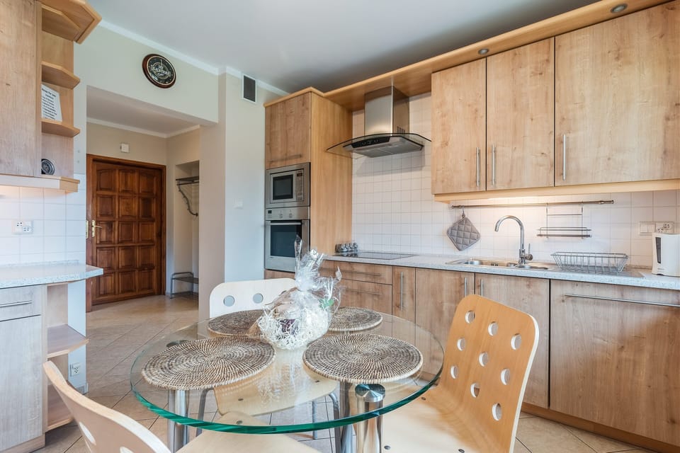 Chalet | 5 bedrooms, laptop workspace, iron/ironing board, free WiFi