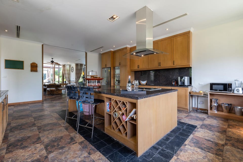 Executive Villa | Private kitchen
