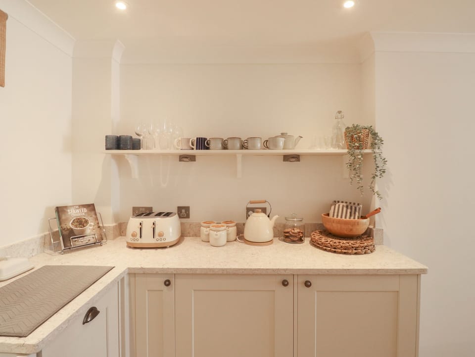 Fridge, dishwasher, electric kettle, toaster