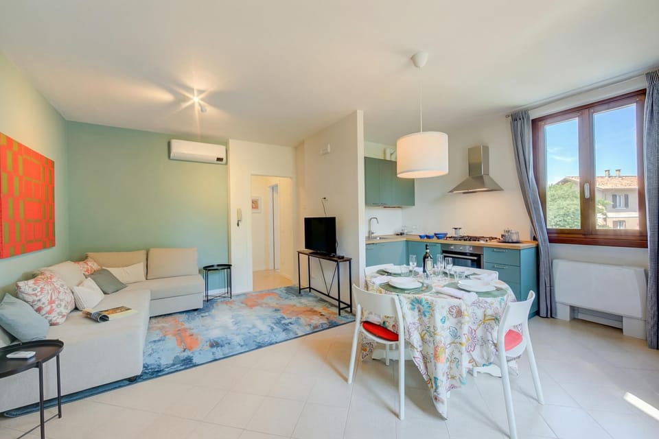 Family Apartment, 2 Bedrooms, Air conditioning (Casa Lia) | Living area | Smart TV