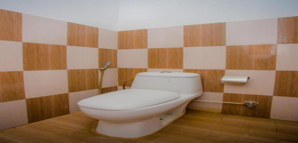 Shower, rainfall showerhead, towels, soap