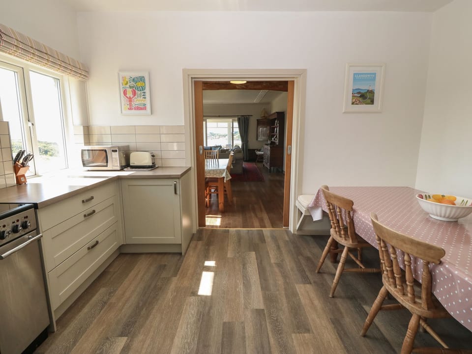 Fridge, dishwasher, electric kettle, toaster