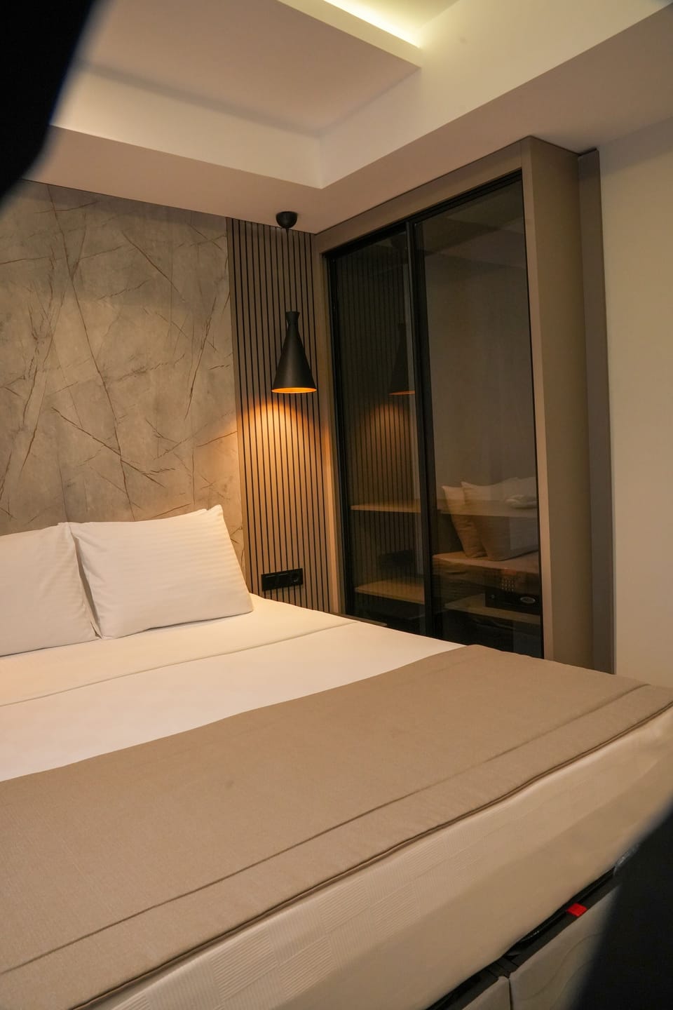 Junior Room | In-room safe, soundproofing, iron/ironing board, free cribs/infant beds