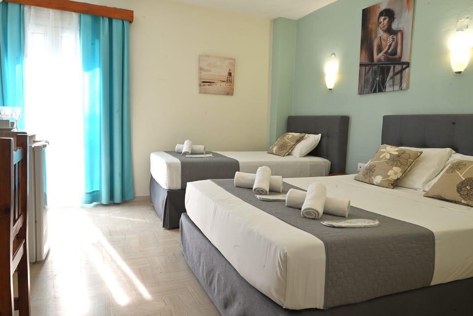 In-room safe, iron/ironing board, free WiFi, bed sheets