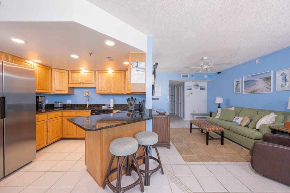 Condo, 1 Bedroom | Interior