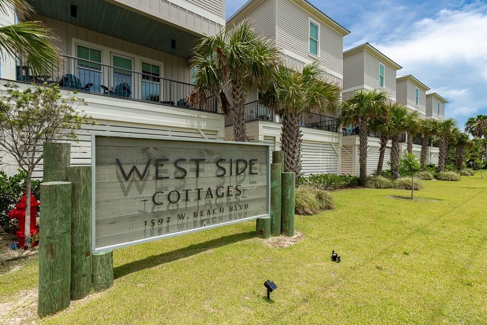 House, 3 Bedrooms | Exterior