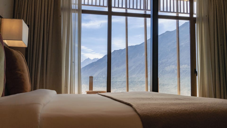 Ambiance Executive Suite | Mountain view