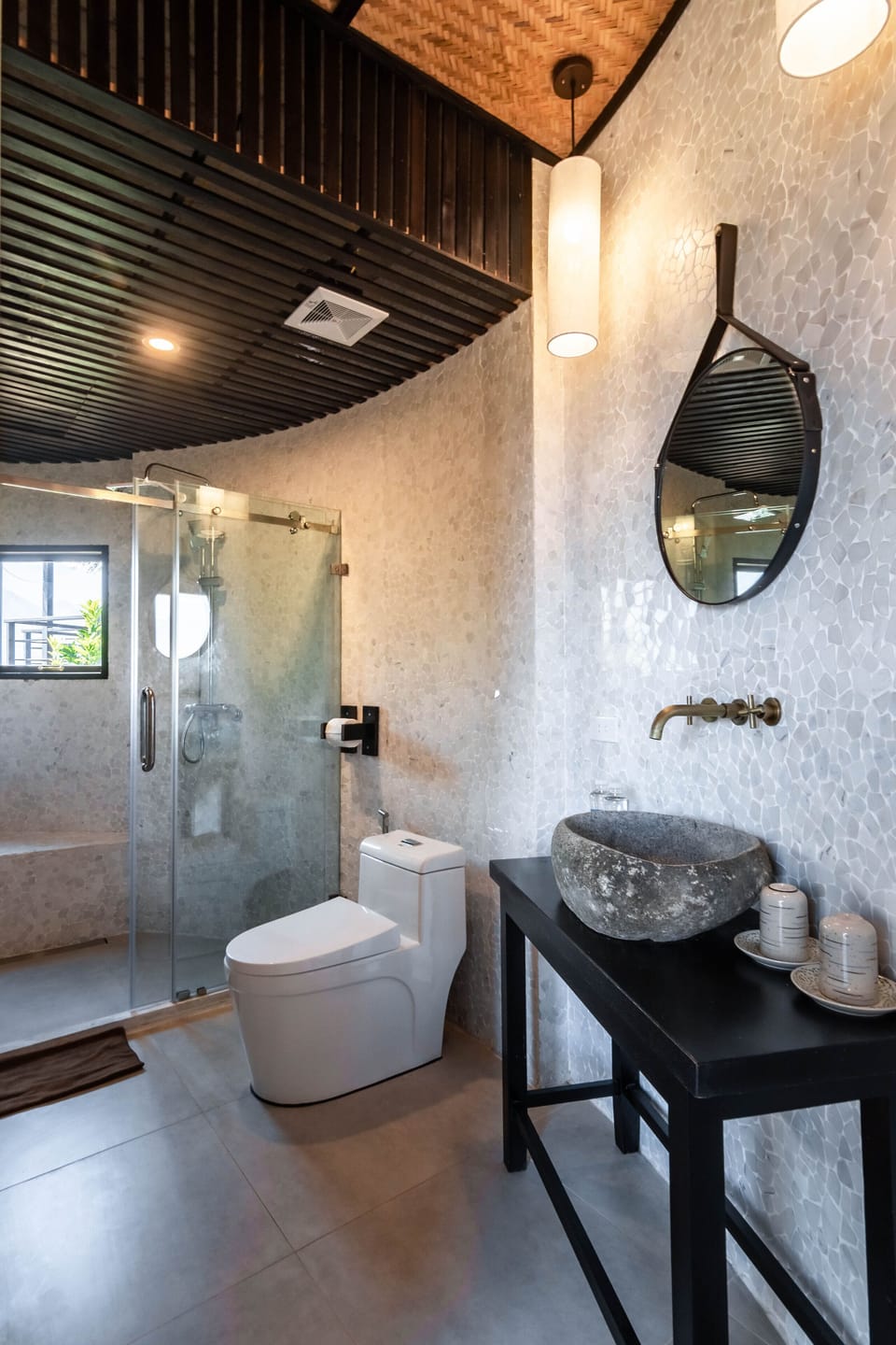 Panoramic Double Room, Valley View | Bathroom | Shower, free toiletries, hair dryer, bathrobes