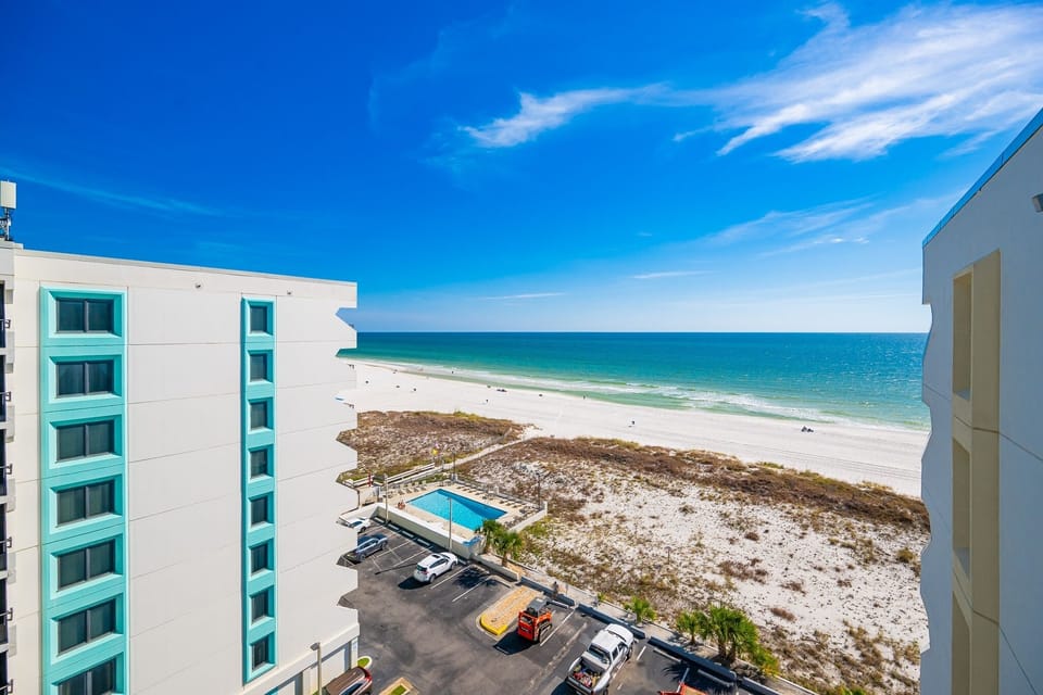 Condo, 2 Bedrooms | Exterior