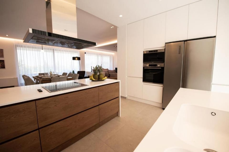House | 5 bedrooms, soundproofing