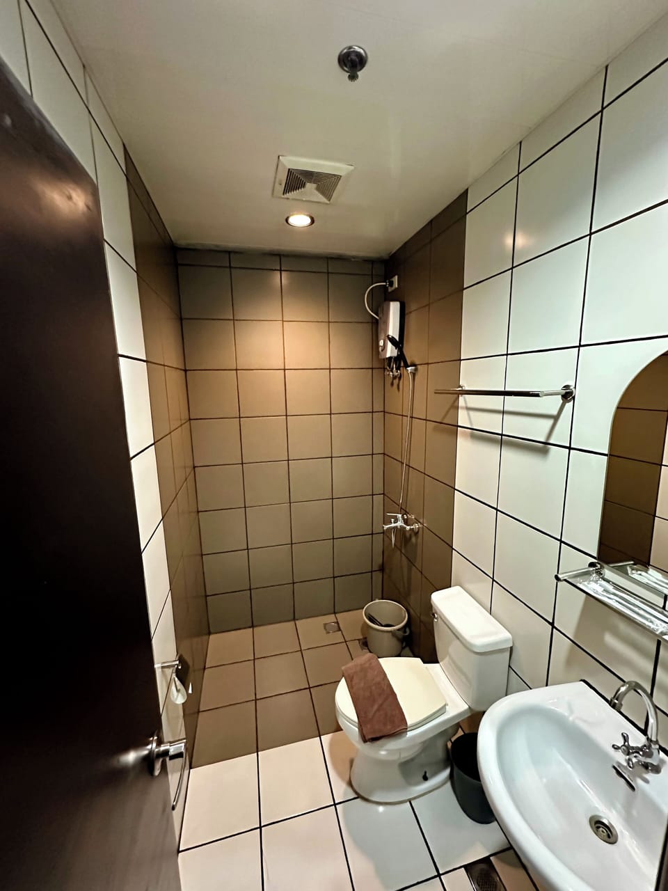 INN DE AVENIDA Bed and Breakfast in Pasay