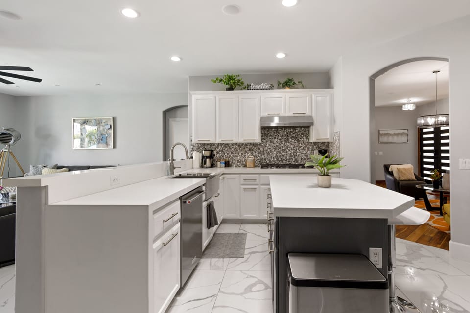 House, Multiple Beds, Pool Access, Pool View (Haleola Palm Springs) | Private kitchen | Fridge, microwave, oven, stovetop
