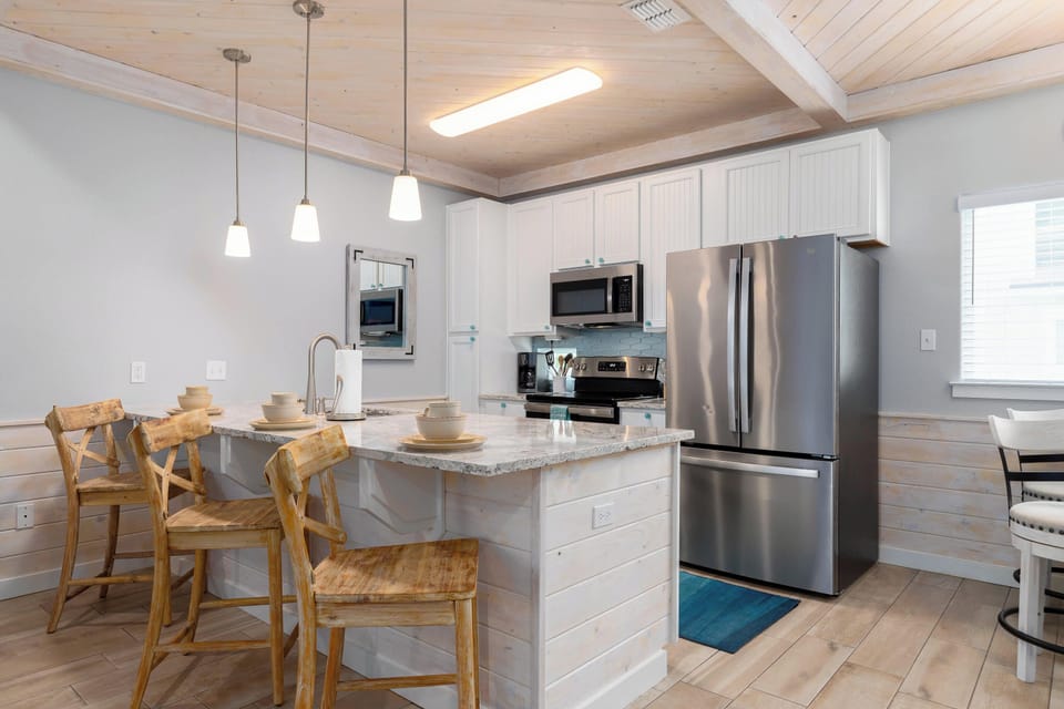 Townhome, Multiple Beds, Balcony (Norty's Paradise) | Private kitchen | Fridge, microwave, oven, stovetop