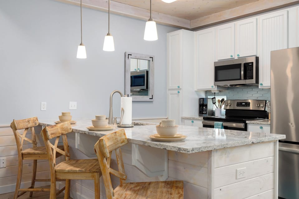 Townhome, Multiple Beds, Balcony (Norty's Paradise) | Private kitchen | Fridge, microwave, oven, stovetop