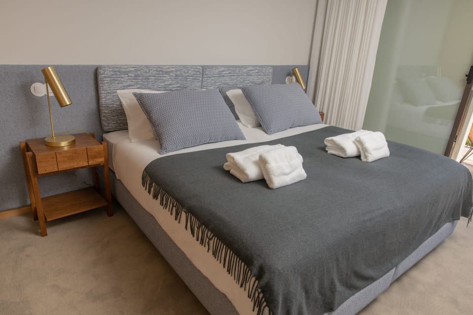 Panoramic Double Room | In-room safe, desk, blackout drapes, WiFi (free)