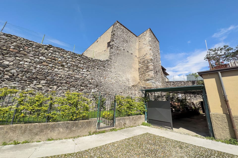 Family Apartment, Multiple Bedrooms, 2 Bathrooms (Henry-Historic Center 300m From Lake) | Miscellaneous