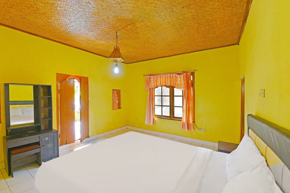 Standard Double Room | Desk, laptop workspace, free WiFi, bed sheets