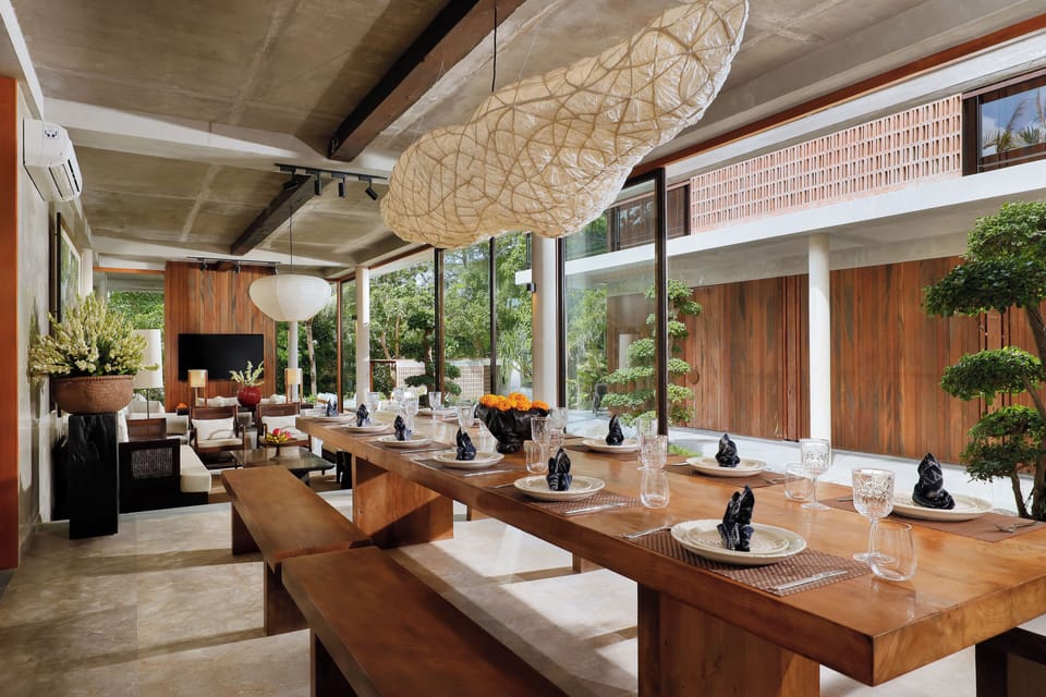 Family Villa, Multiple Bedrooms, Pool View, Poolside | In-room dining