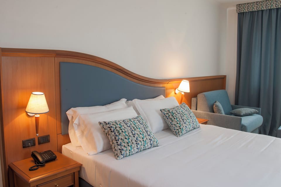 In-room safe, desk, free WiFi, bed sheets