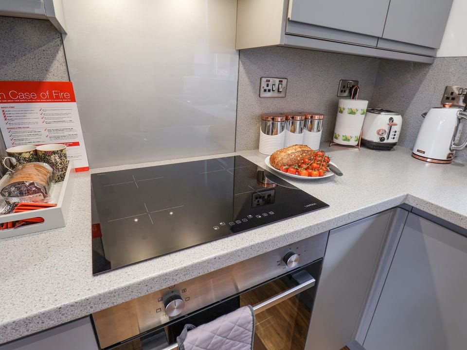 Fridge, dishwasher, electric kettle, toaster