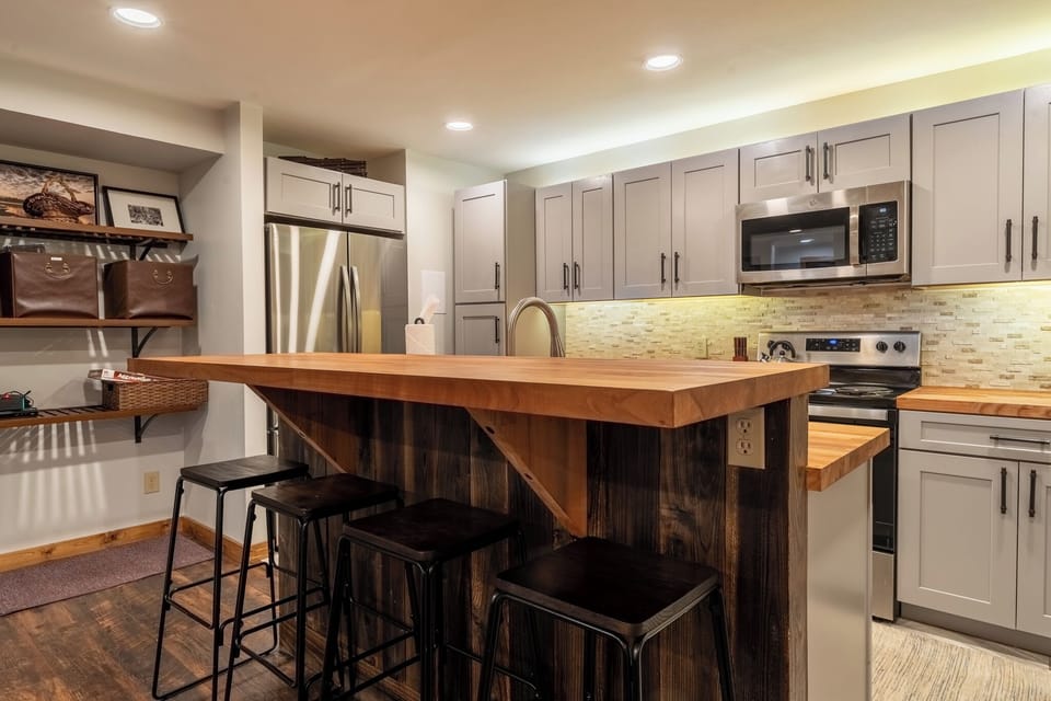 Condo (2 Bedrooms) | Property amenity
