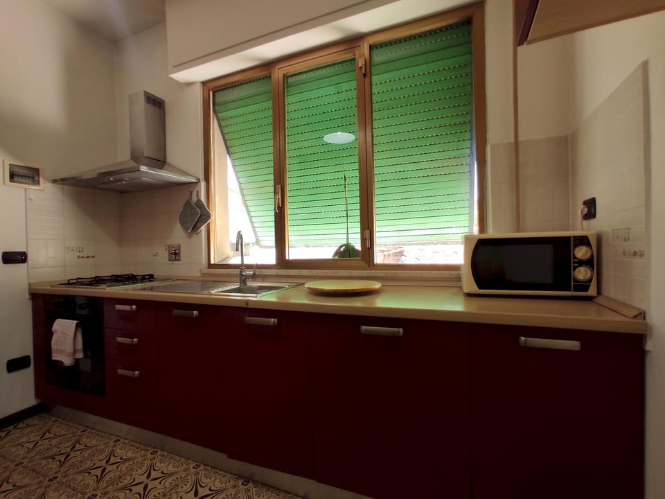 House | 1 bedroom