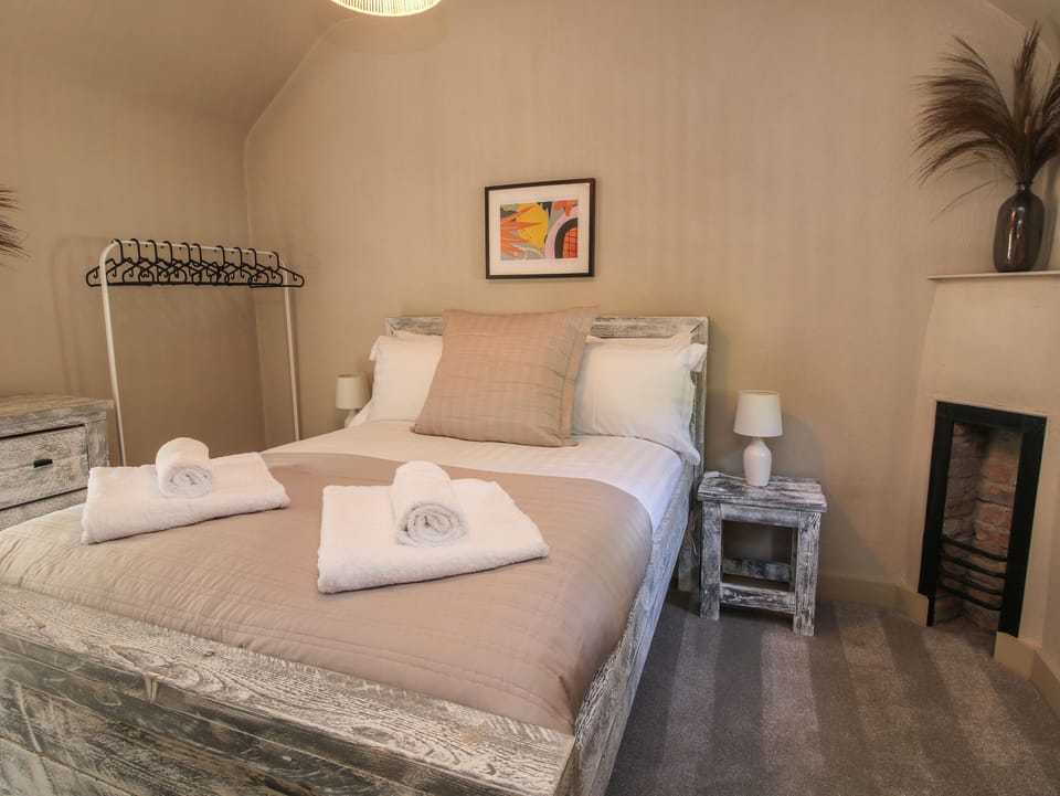 Number 4 Cottage in Telford