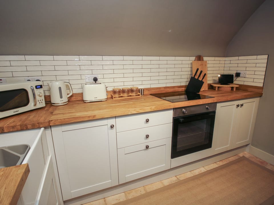 Fridge, dishwasher, electric kettle, toaster