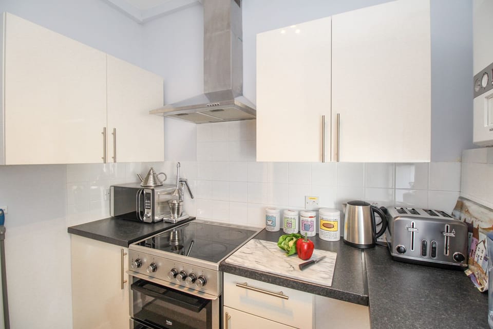 Fridge, dishwasher, electric kettle, toaster