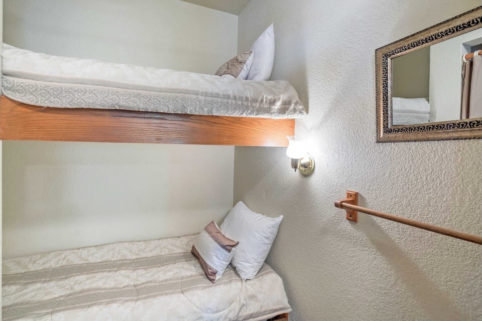 House (1 Bedroom) | Interior