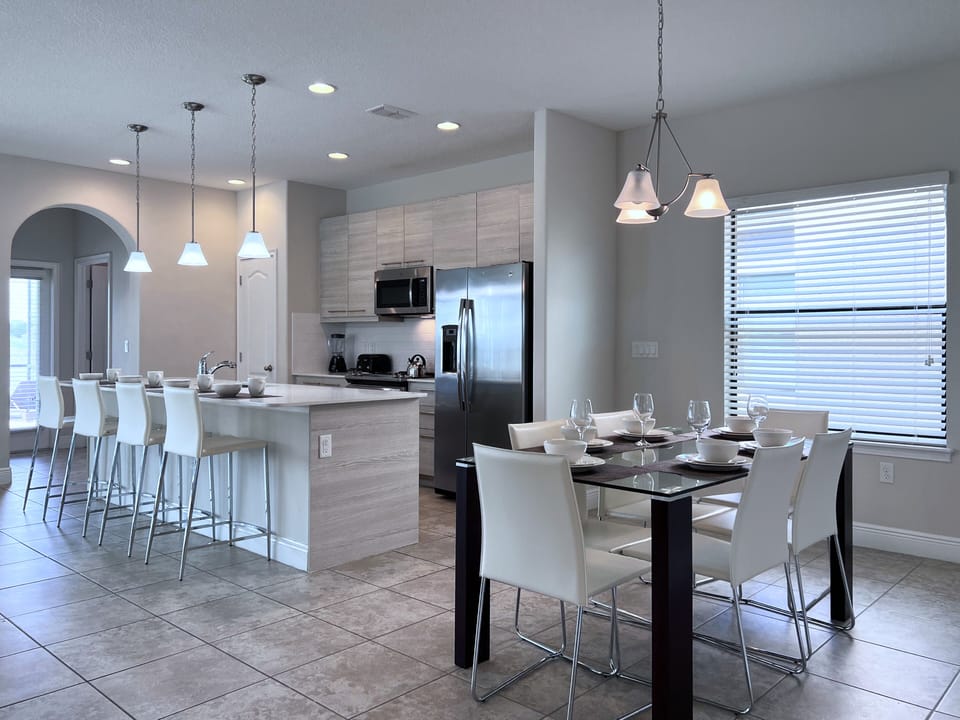 House, 4 Bedrooms | Interior
