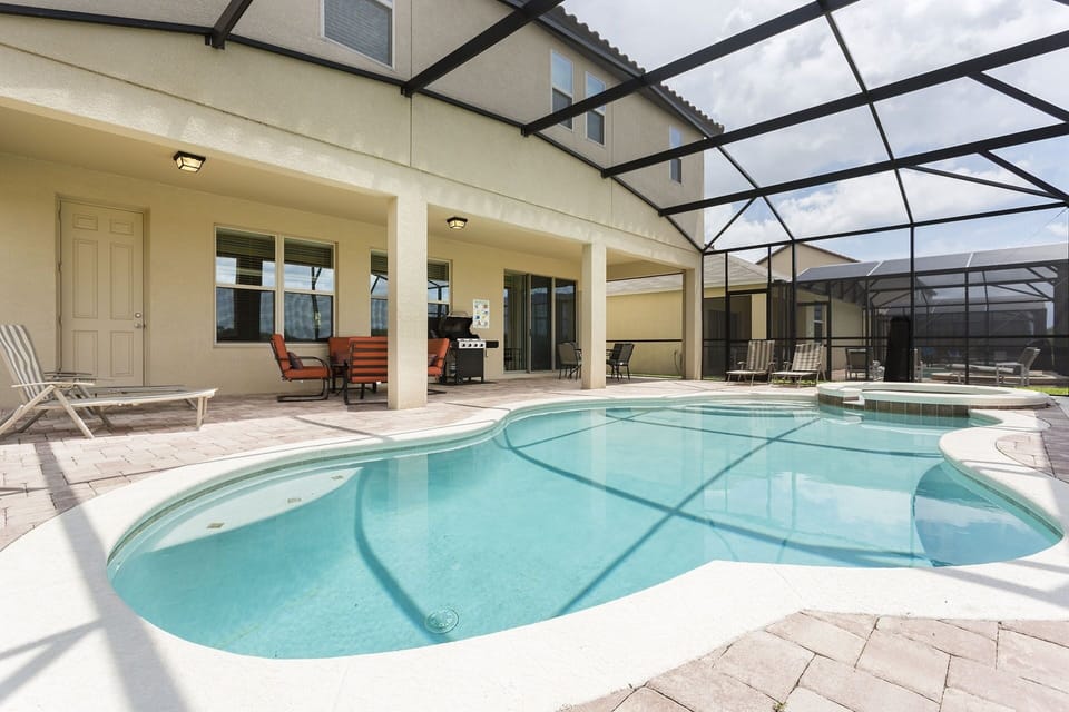 House, 6 Bedrooms | Pool | Indoor pool, a heated pool