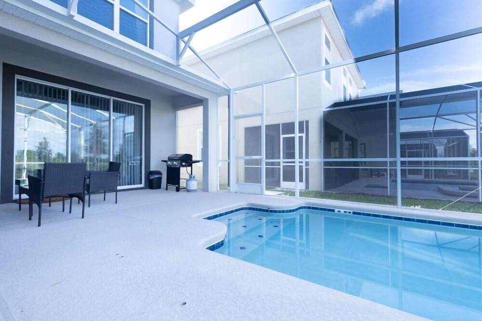 House, 5 Bedrooms | Pool | A heated pool