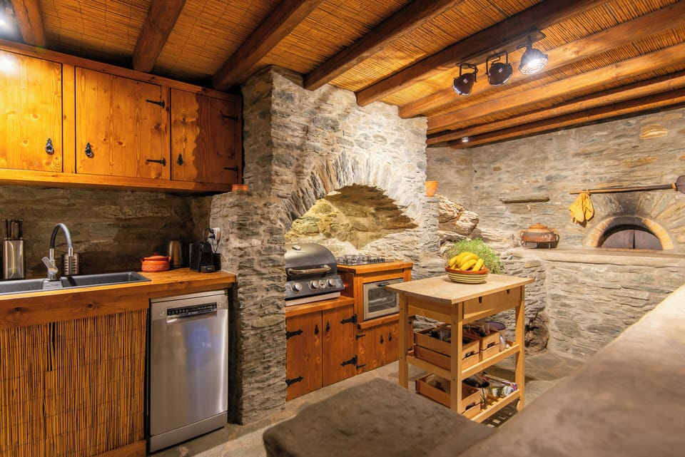 House, 3 Bedrooms, Private Pool | Premium bedding, minibar, in-room safe, individually decorated
