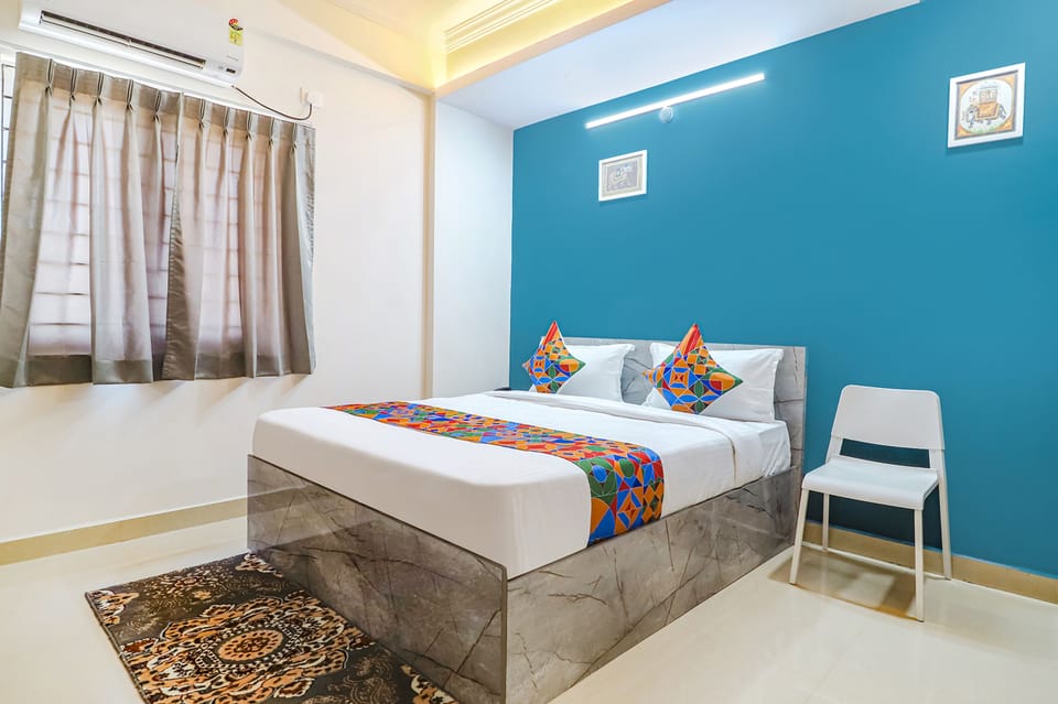 Deluxe Room | Egyptian cotton sheets, premium bedding, in-room safe, free WiFi