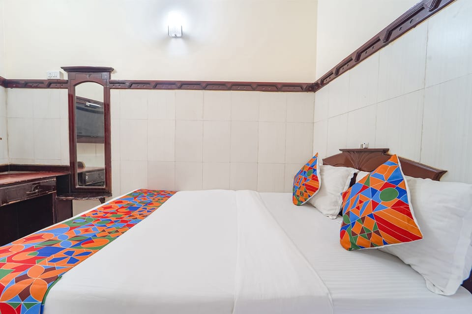 Egyptian cotton sheets, premium bedding, in-room safe, free WiFi