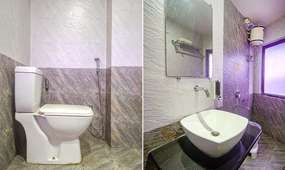 Shower, rainfall showerhead, free toiletries, towels