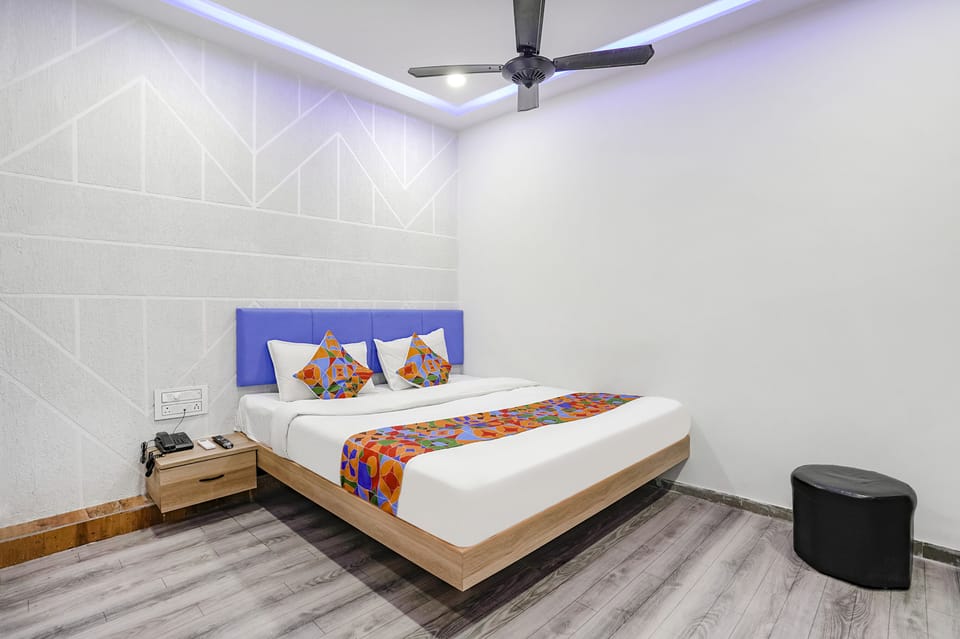 Premium Room | Egyptian cotton sheets, premium bedding, in-room safe, soundproofing