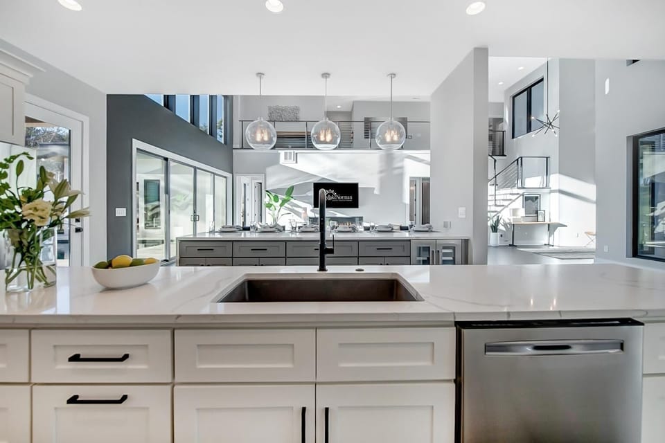 House, Multiple Beds (Shoreline on Stonemarker) | Private kitchen | Oven, toaster
