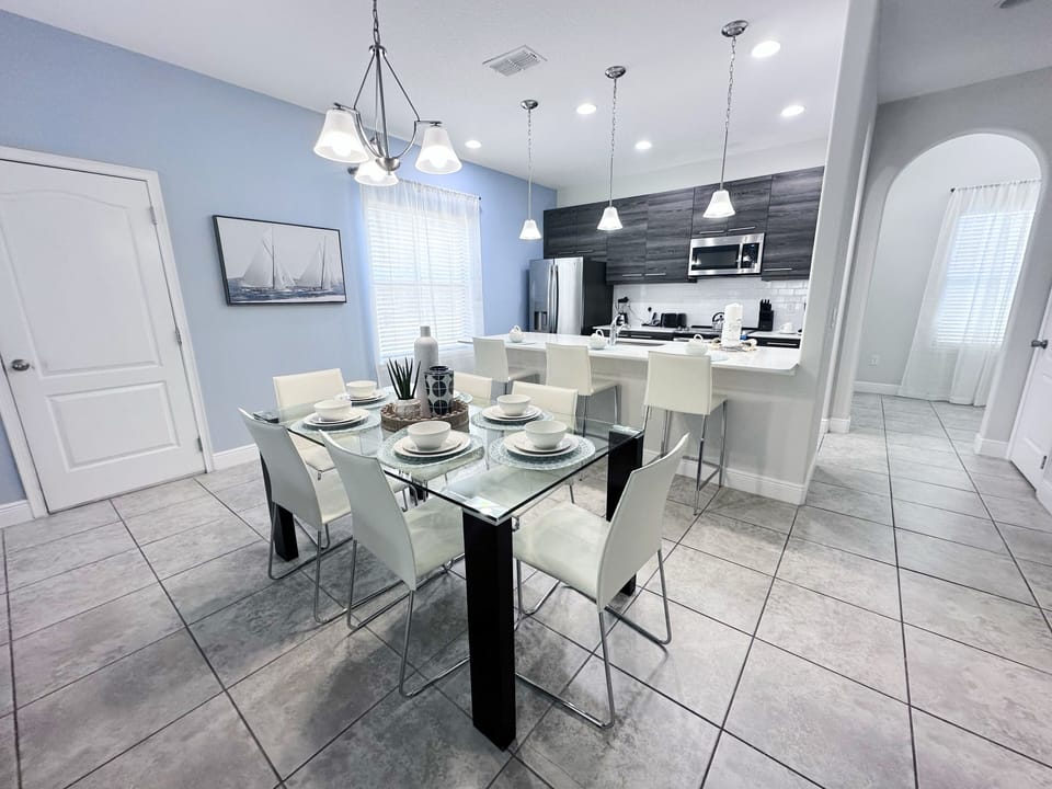 House, 3 Bedrooms | Private kitchen | Coffee/tea maker, fridge, oven, toaster