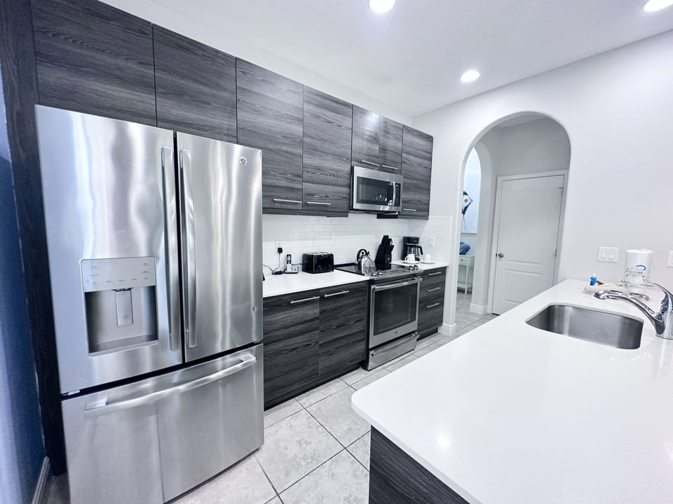 House, 3 Bedrooms | Private kitchen | Coffee/tea maker, fridge, oven, toaster