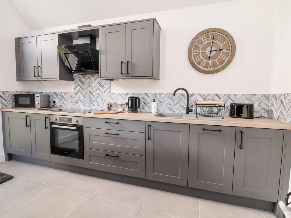 Fridge, dishwasher, electric kettle, toaster