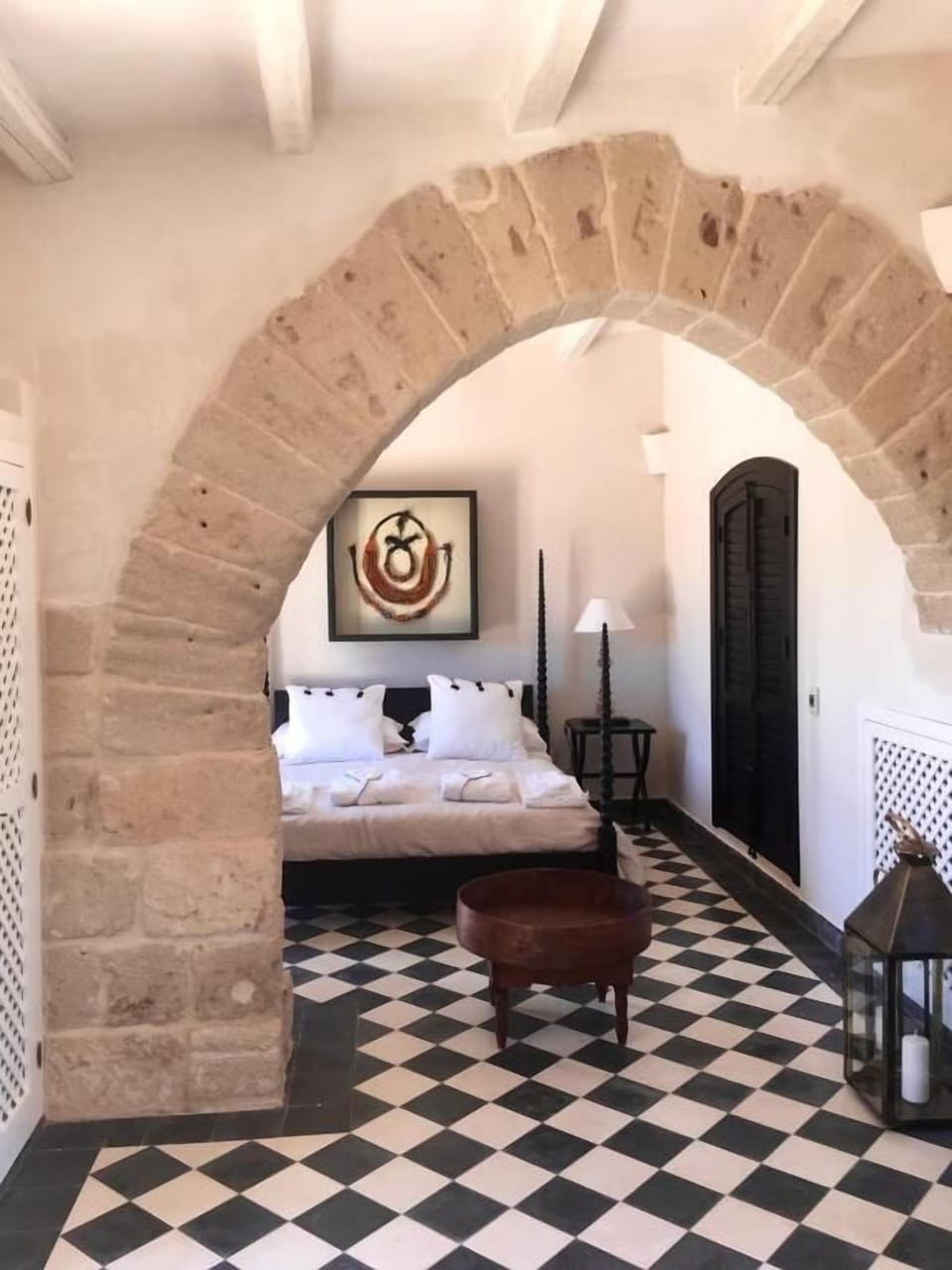 Minibar, in-room safe, free WiFi, bed sheets
