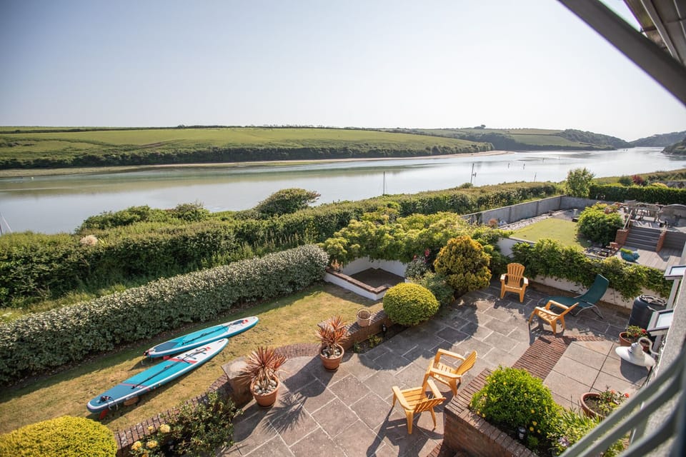 Cottage | Property grounds