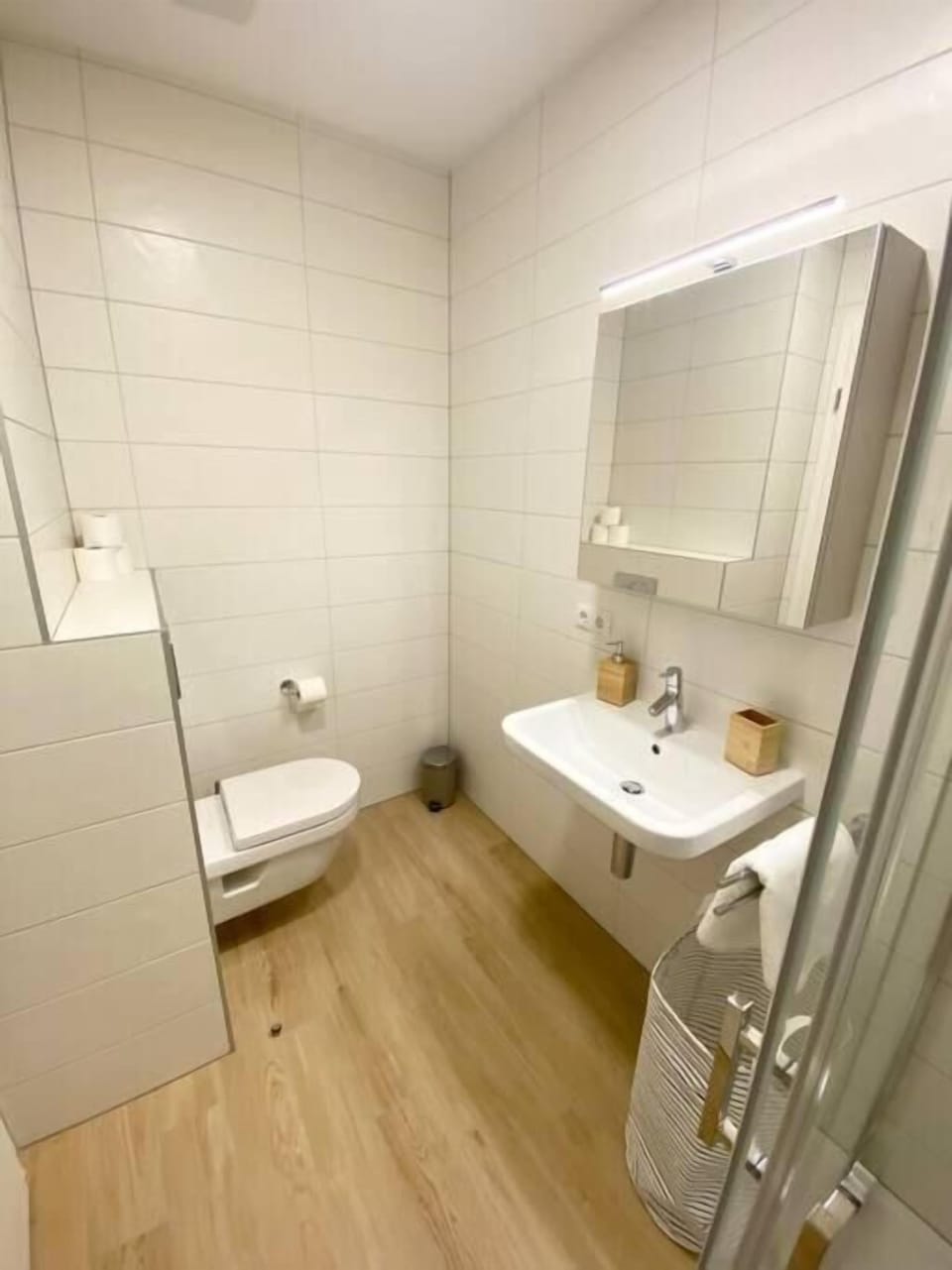 Luxury 2023 Flat in city center. Parking Apartment in Luxembourg