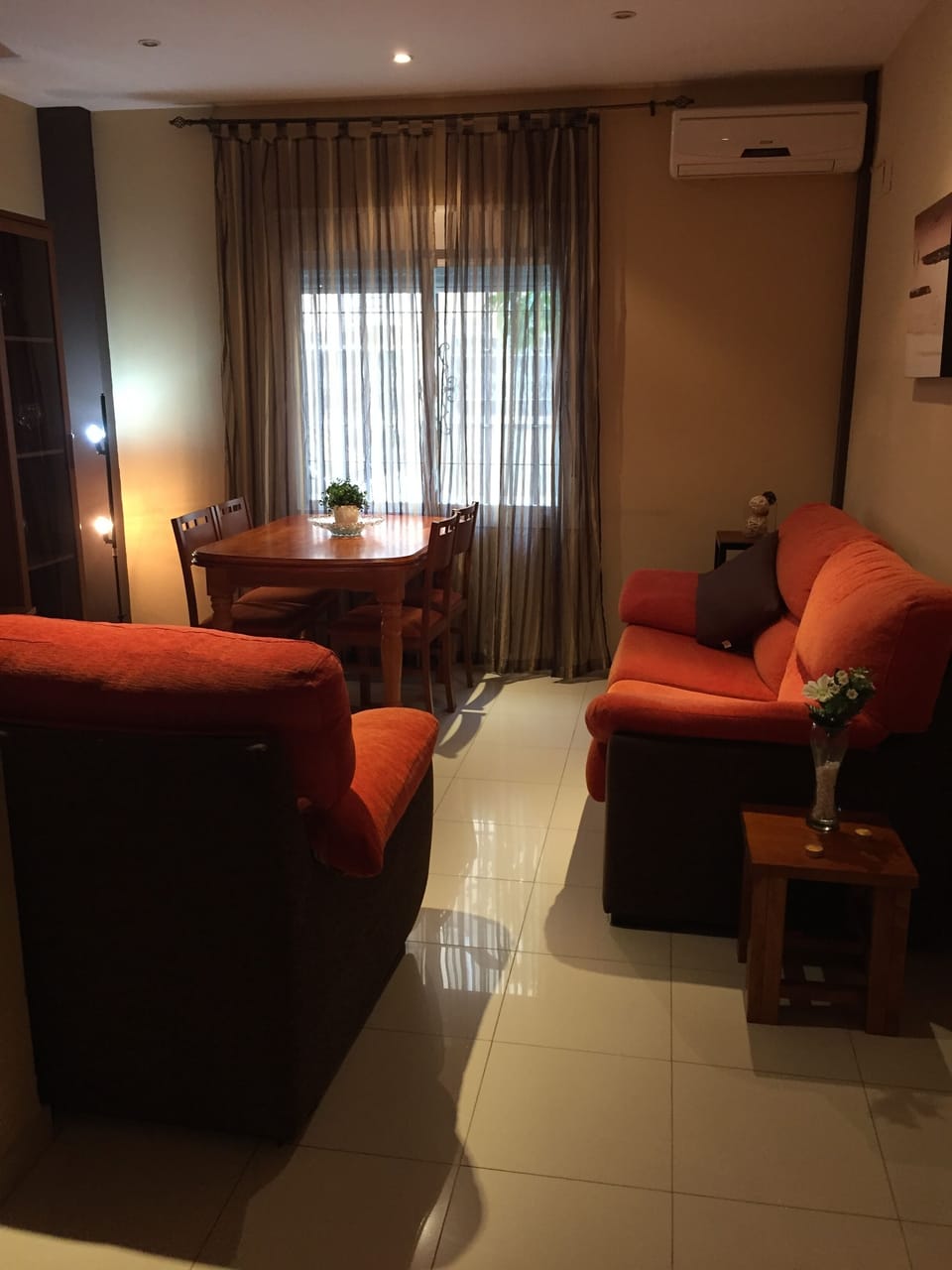 Business Apartment | Living area | Flat-screen TV