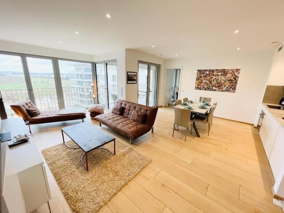 Deluxe Apartment | Interior