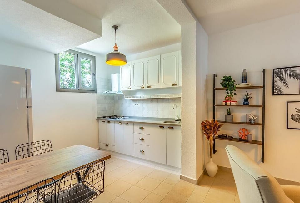 Grand Apartment | Private kitchen