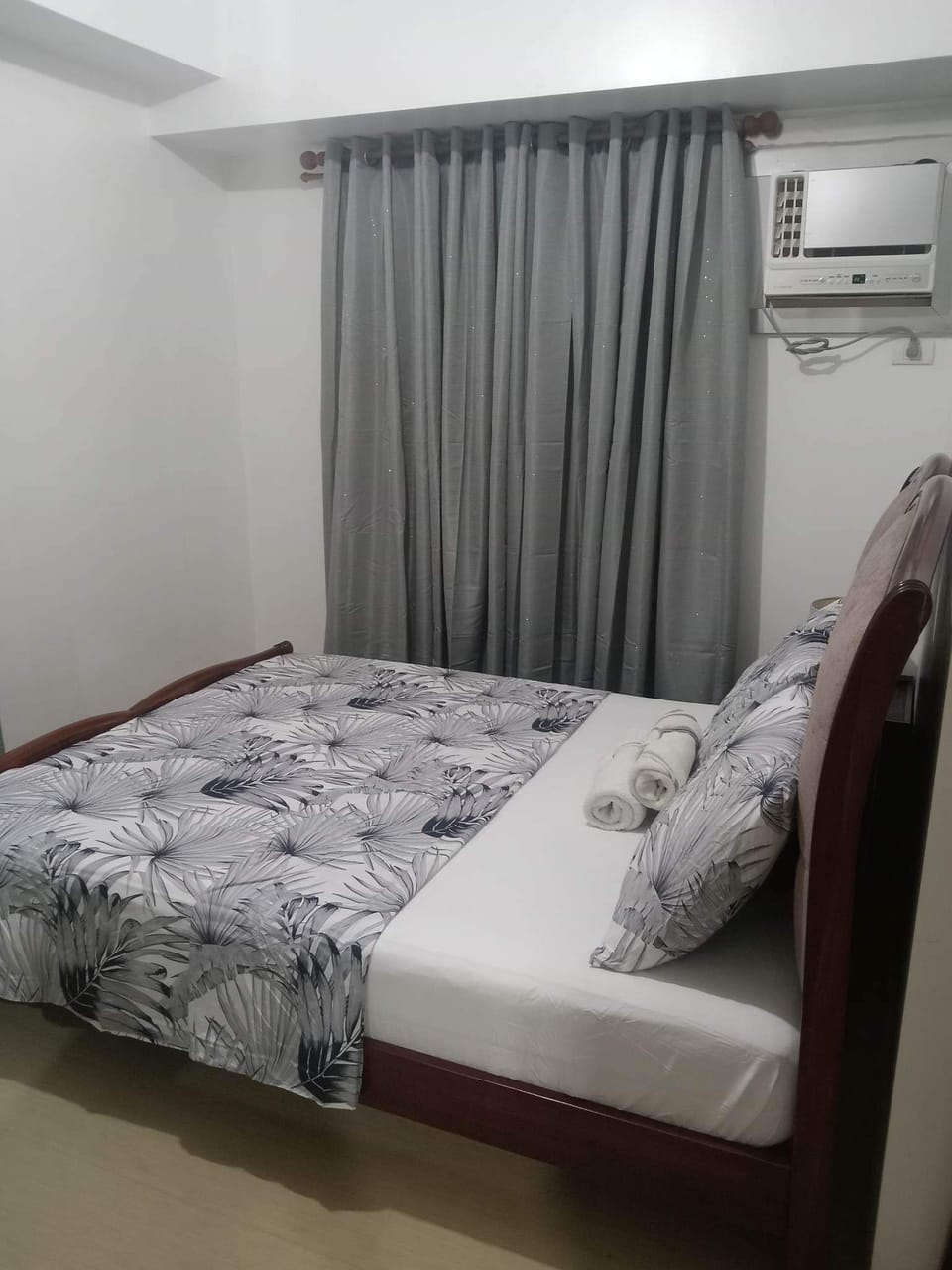 Comfort Condo, 1 Bedroom, Accessible, City View | 1 bedroom, soundproofing, free WiFi, bed sheets
